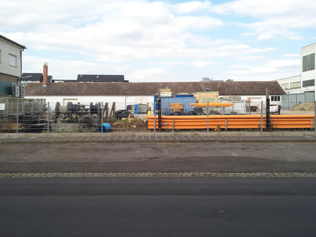 Photo 735-215-521