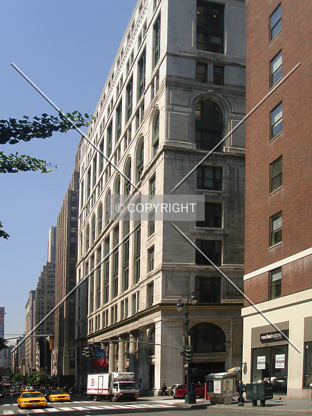 Photo 735-340-702