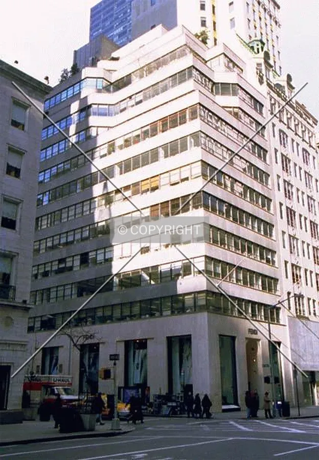 View to the north from 5th Avenue