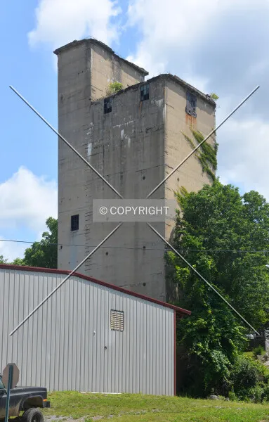 Photo 735-921-784