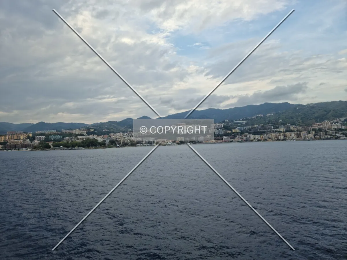 Photo 735-956-685