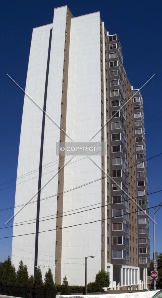 Photo 735-993-425