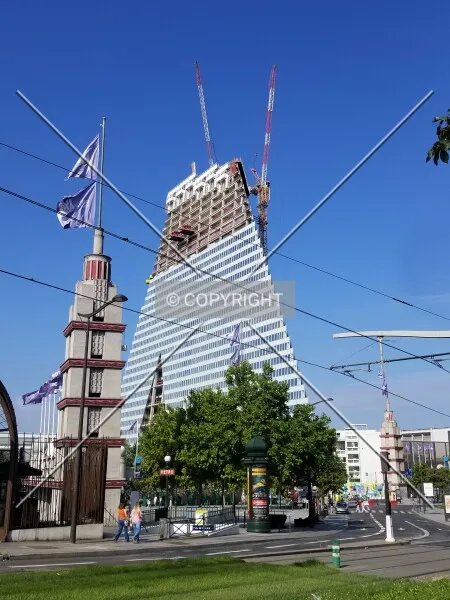 736-127-649