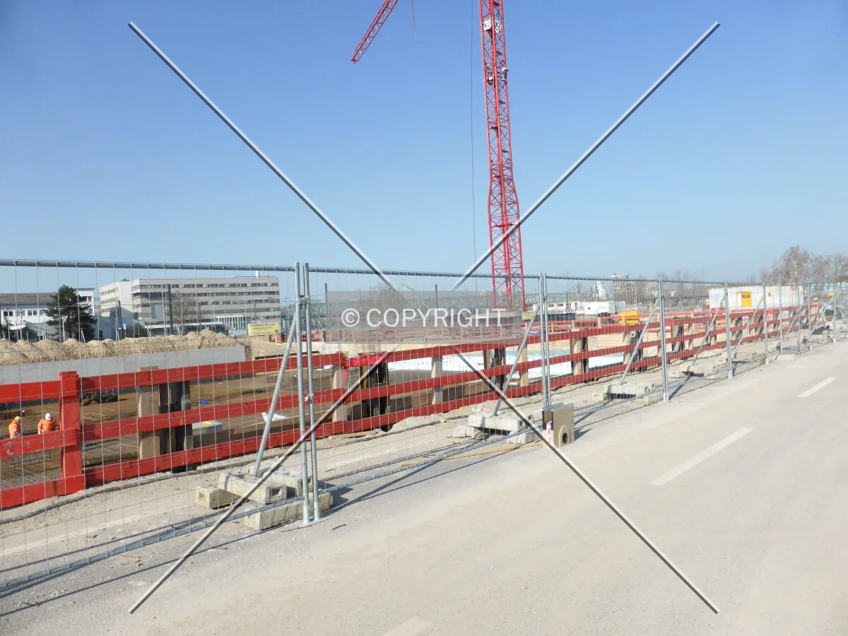 Photo 736-210-413