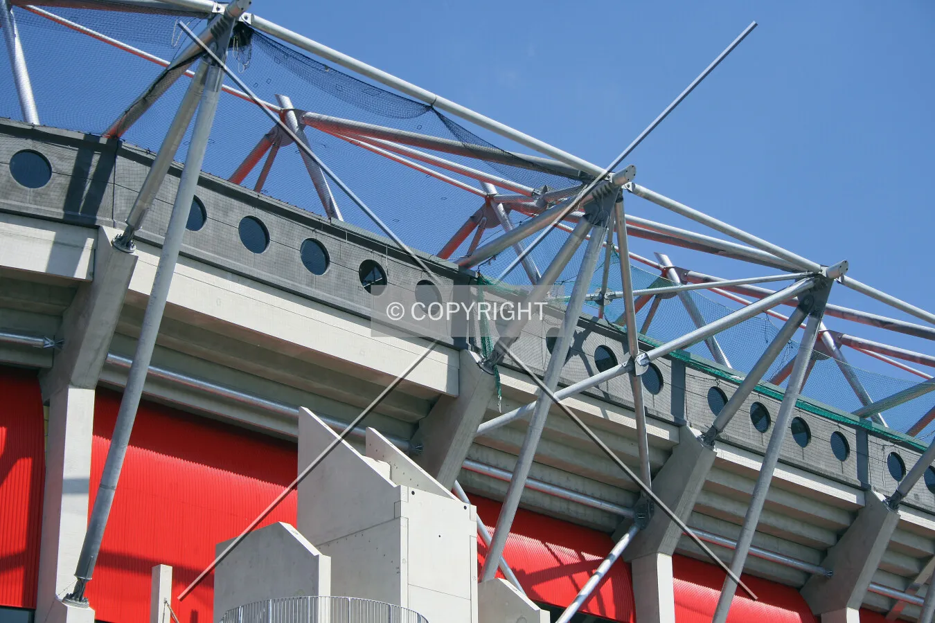 Roof structure as seen from the west
