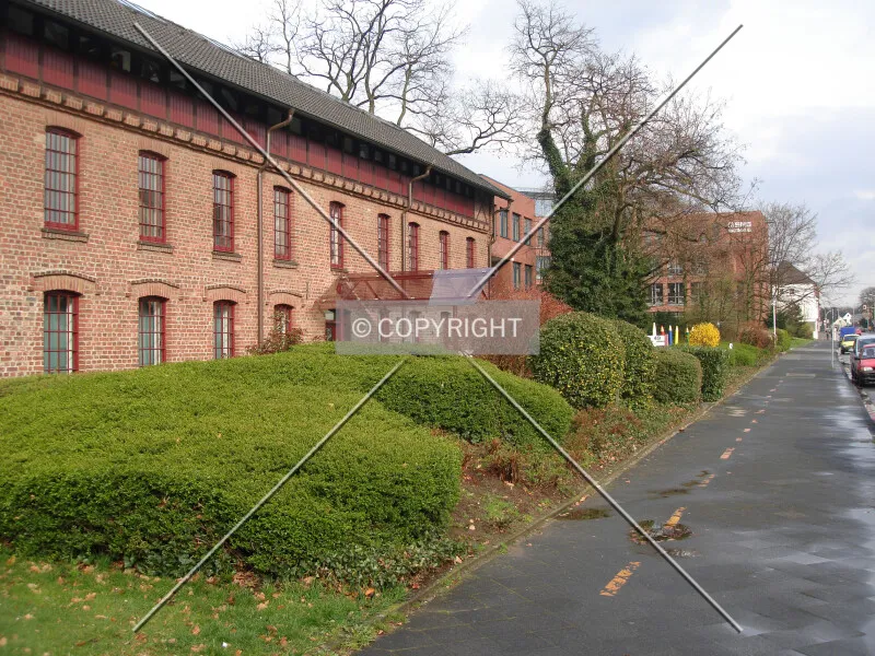 Photo 736-623-128