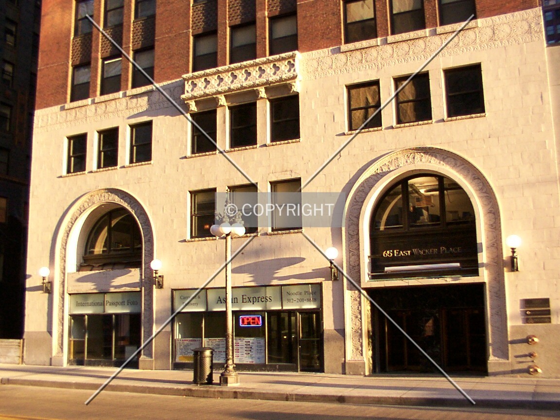 Photo 737-144-574