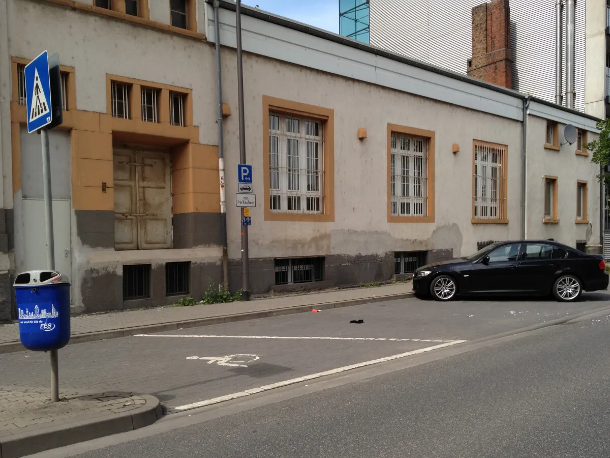Photo 737-266-456