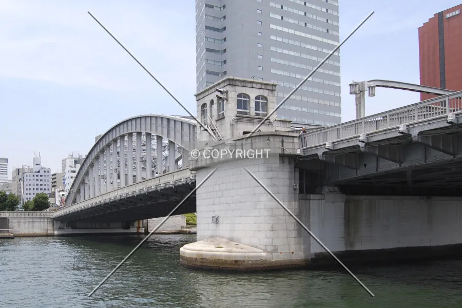 Photo 737-569-074