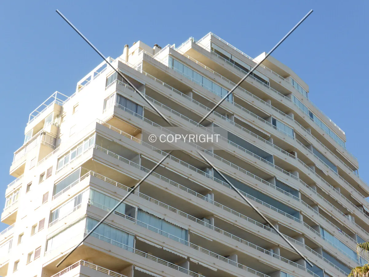 Photo 737-583-276