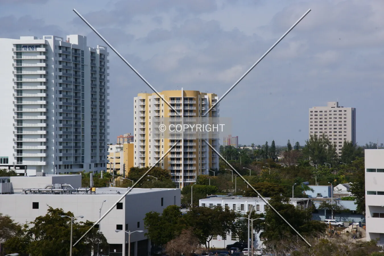 Photo 737-760-444