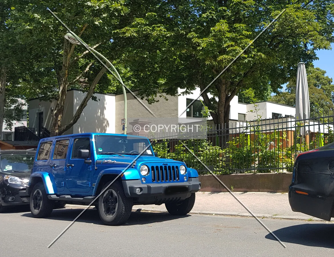 Photo 737-922-767