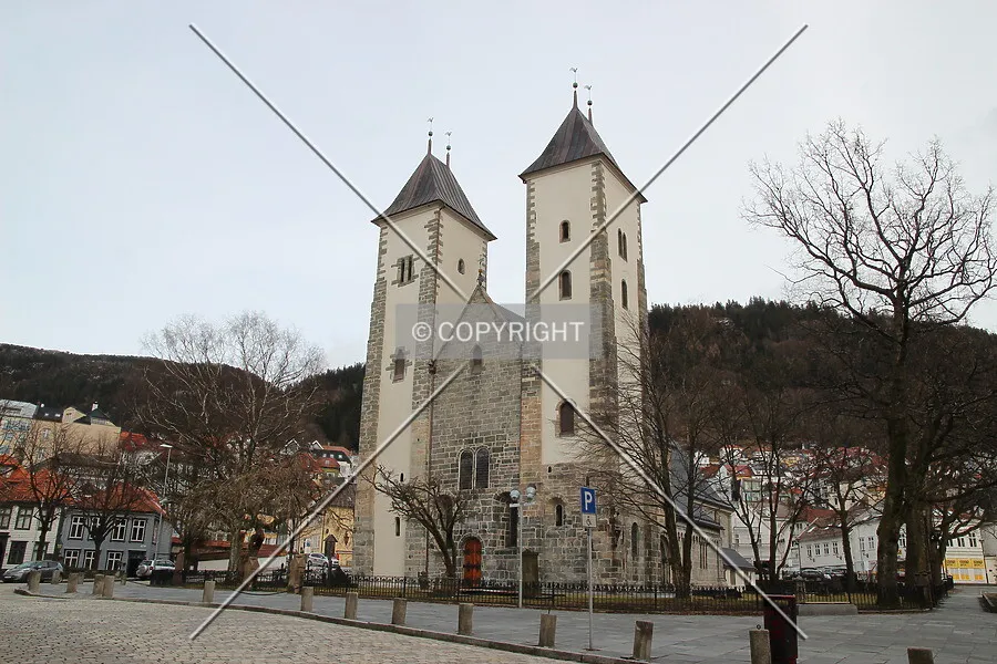 Photo 738-824-431