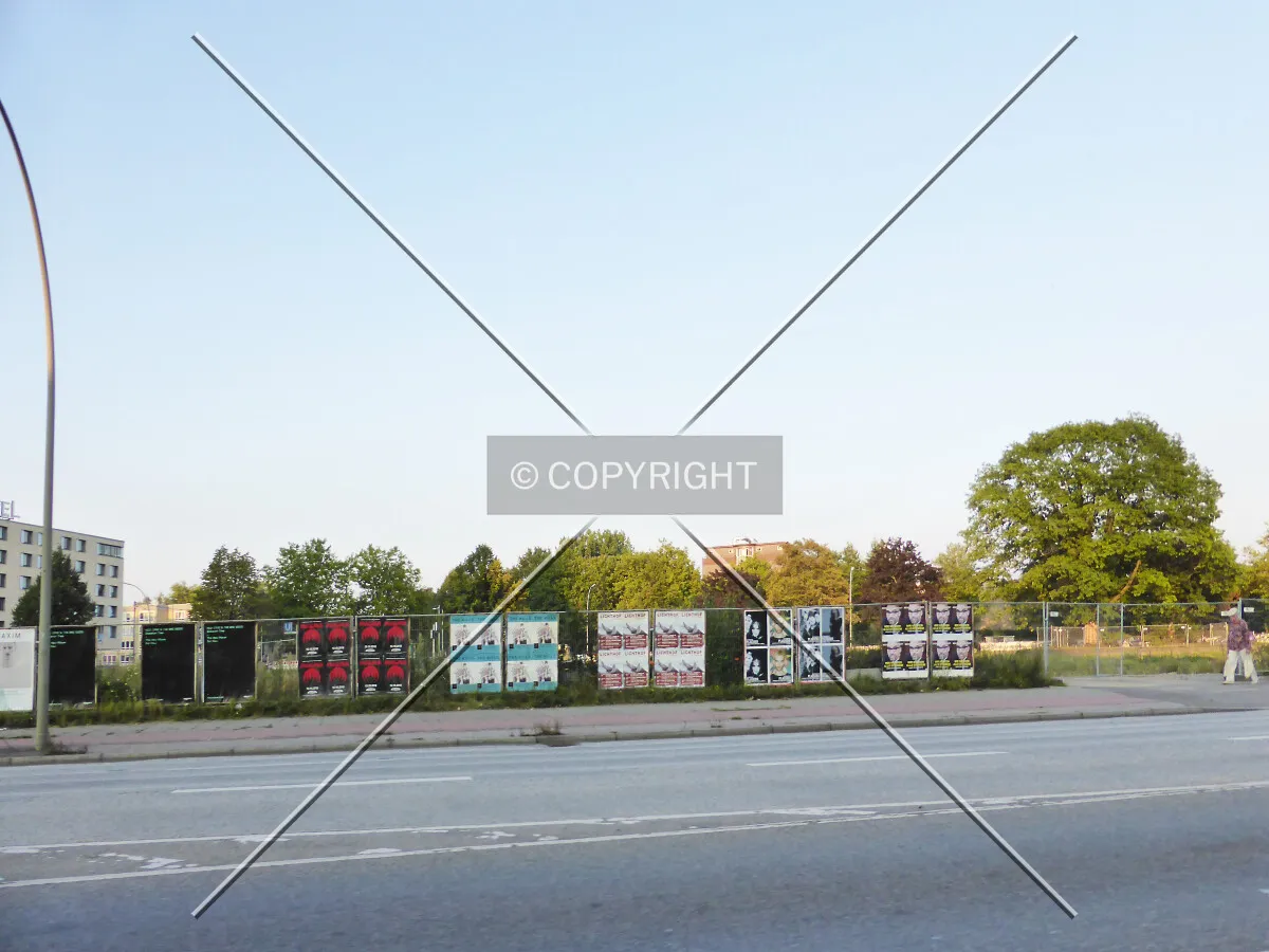 Photo 739-111-928