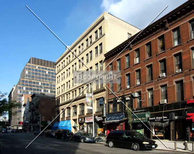 Photo 739-834-579