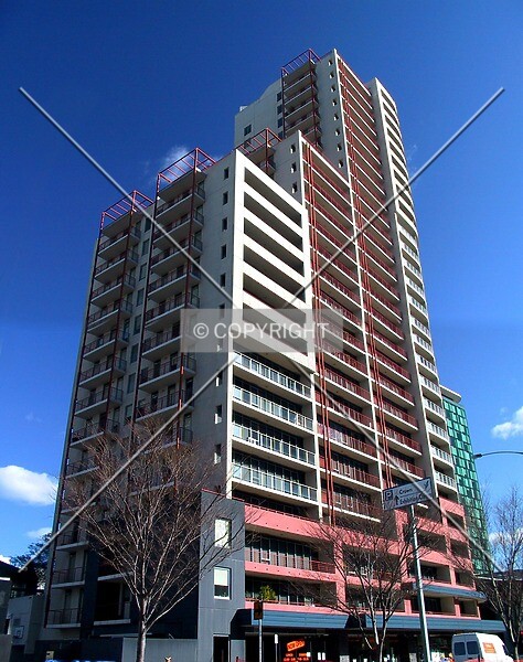 Photo 740-037-070