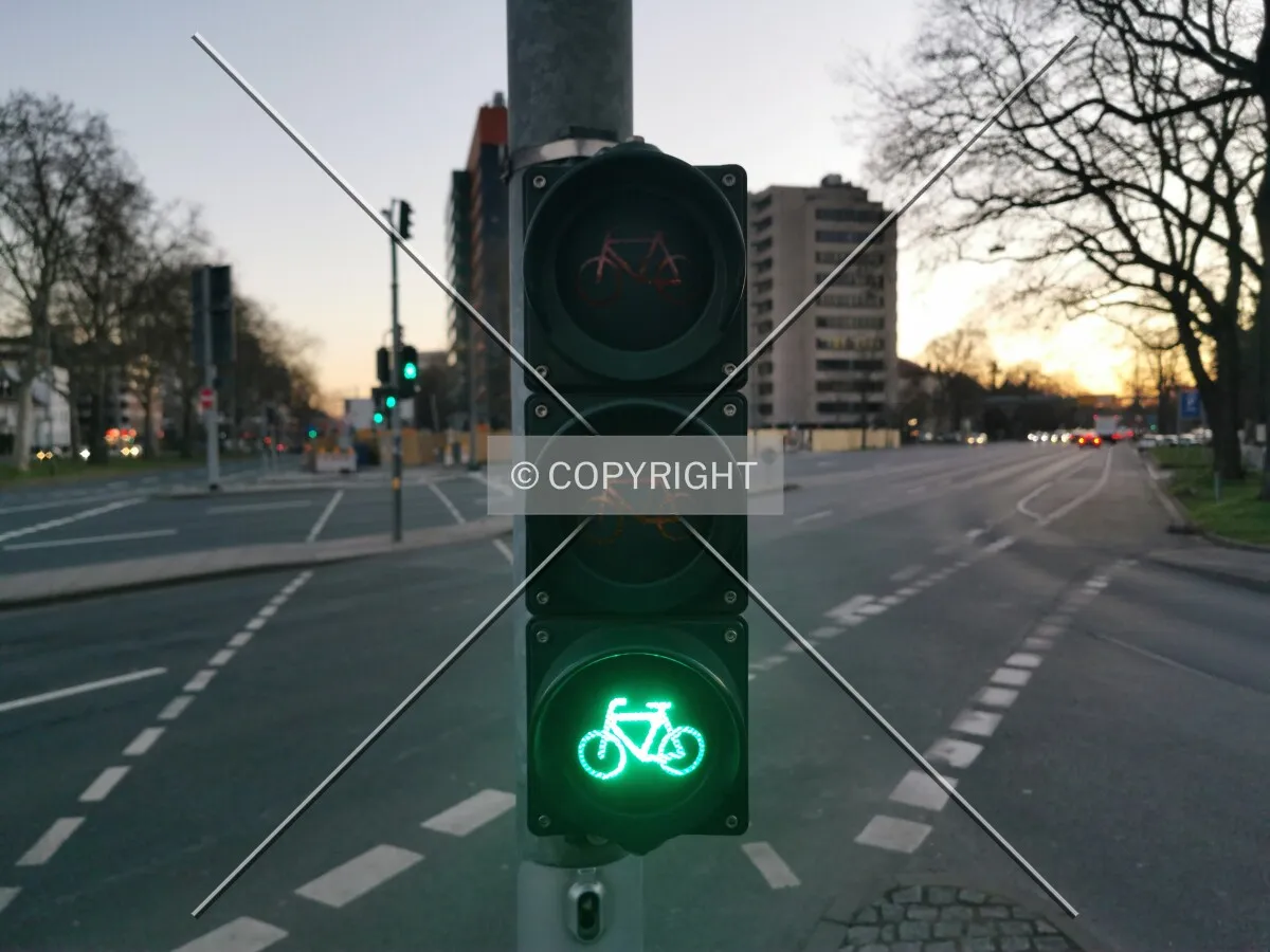 Traffic lights for bikes
