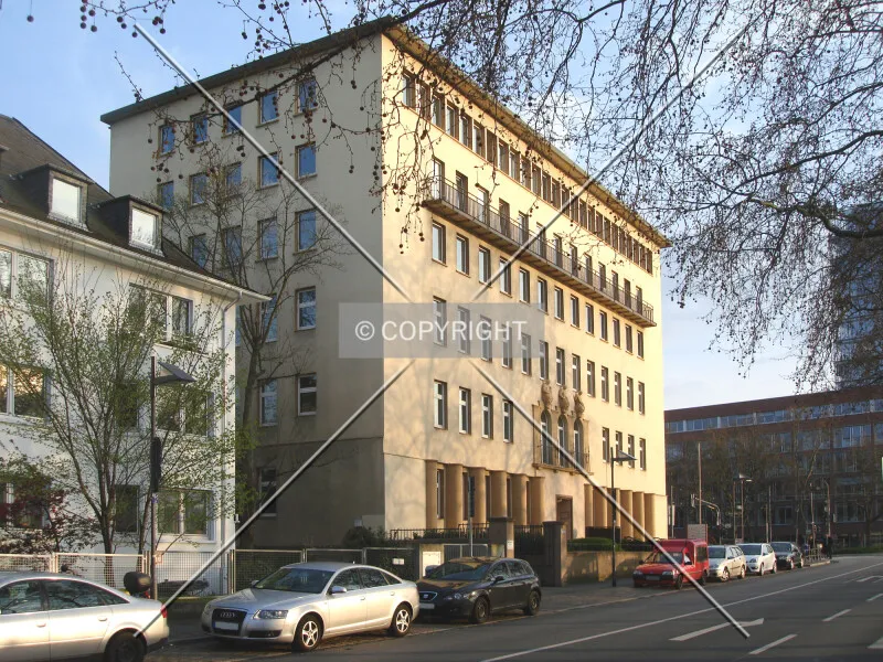 Photo 740-667-393