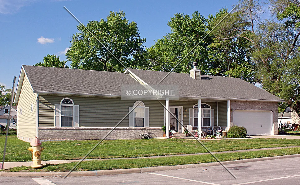 Photo 741-687-582