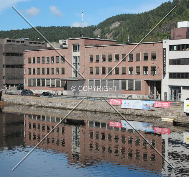 Photo 741-777-549