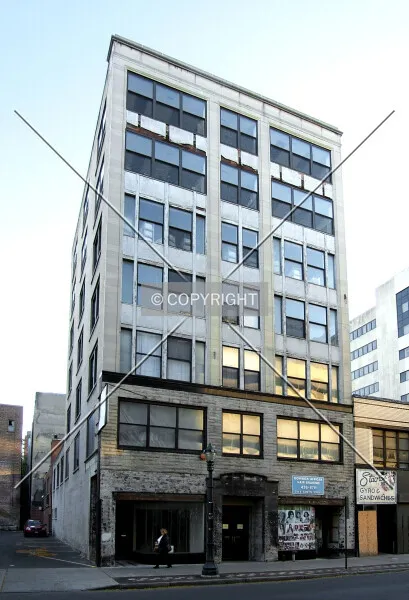 Photo 741-872-649