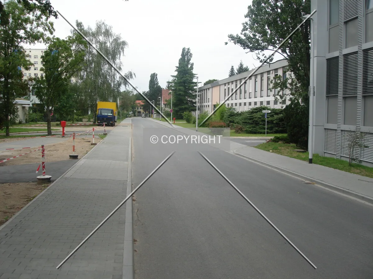 Photo 741-974-242