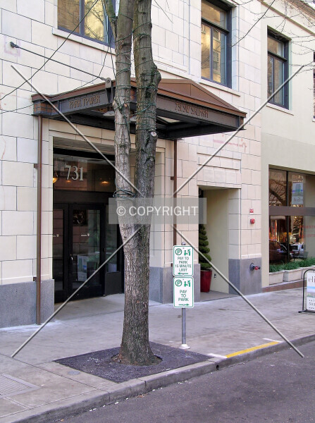Photo 742-373-419