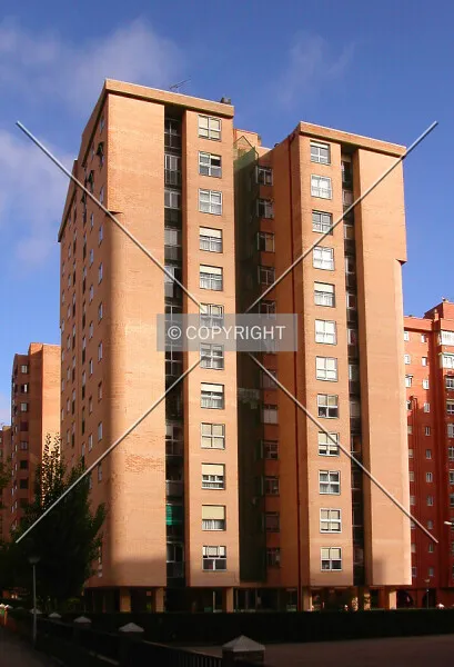Photo 742-526-362