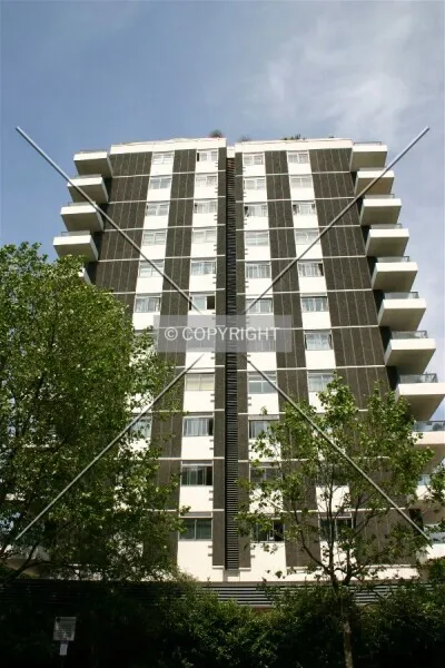 Photo 743-658-320
