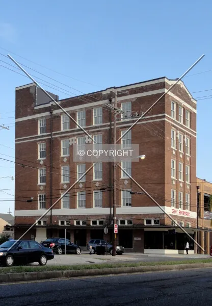 Photo 743-661-337