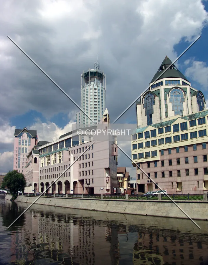 View along Vodootvodny Canal