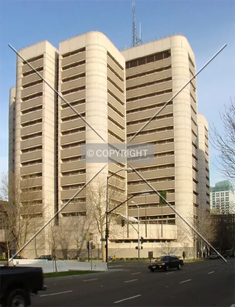 Photo 744-918-984
