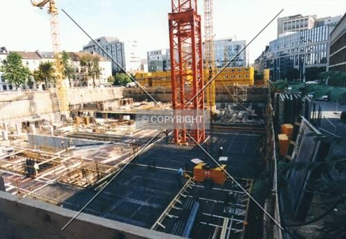 Photo 744-971-288