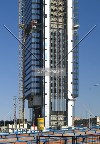 Photo 745-164-912