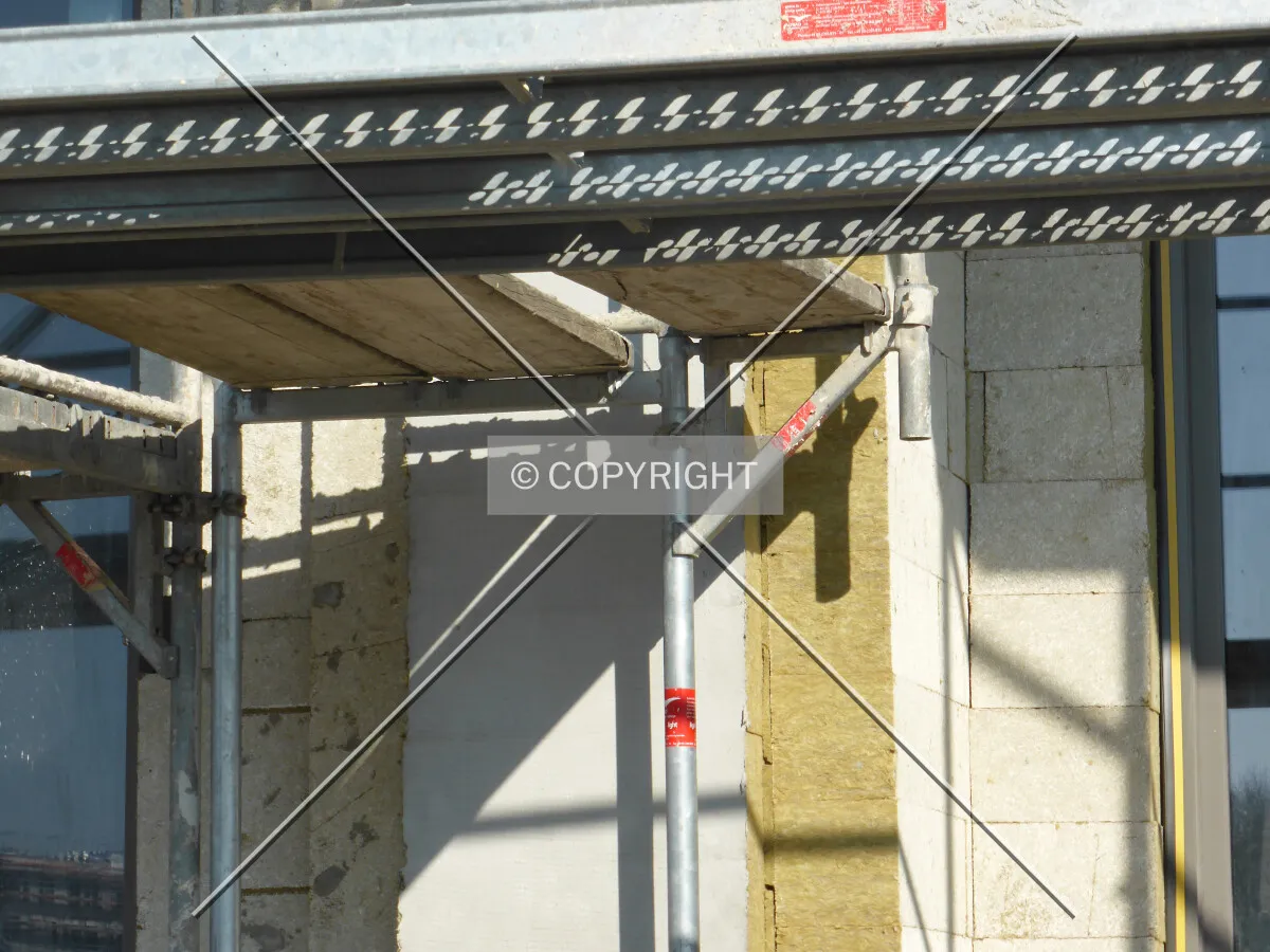Photo 745-437-076