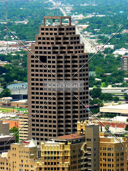 Photo 745-693-091