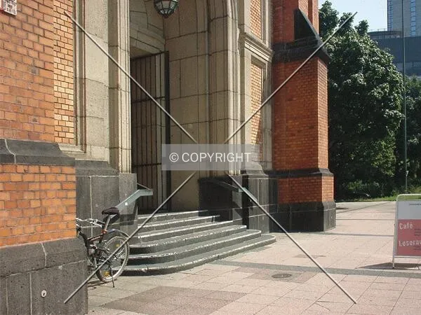 Photo 746-449-667
