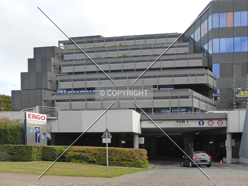 Photo 746-840-049