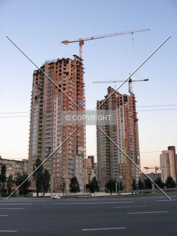 View from Voz'ednannia Avenue