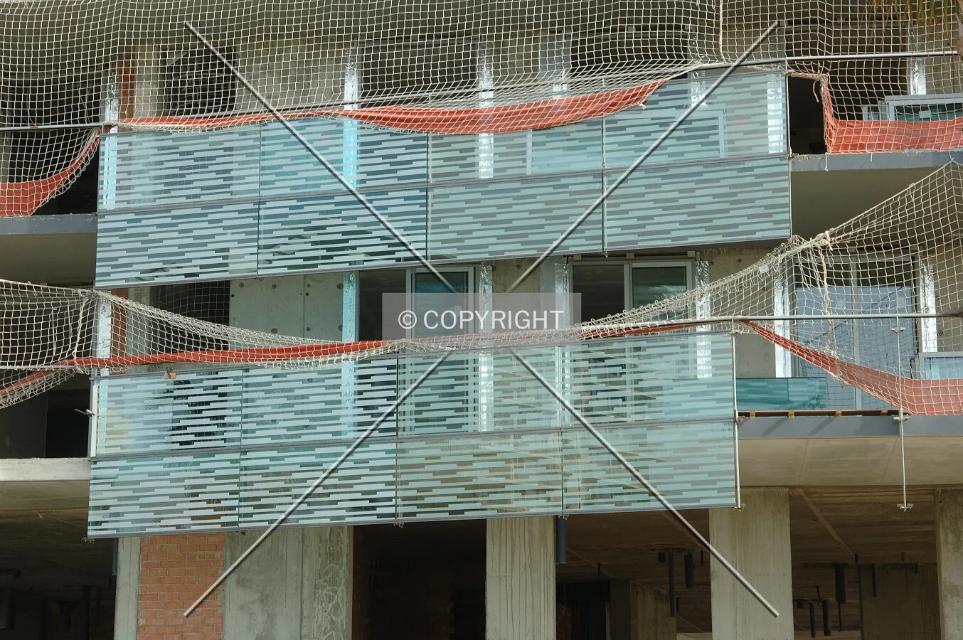 Final glass for balconies