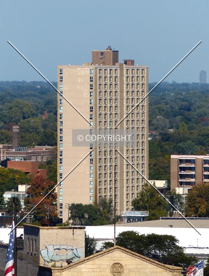Photo 748-334-933