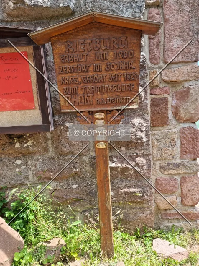 Photo 748-737-774