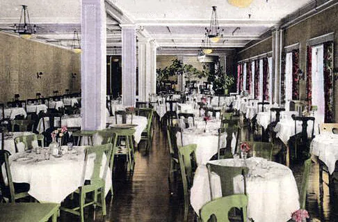 Dining Room - Vintage view