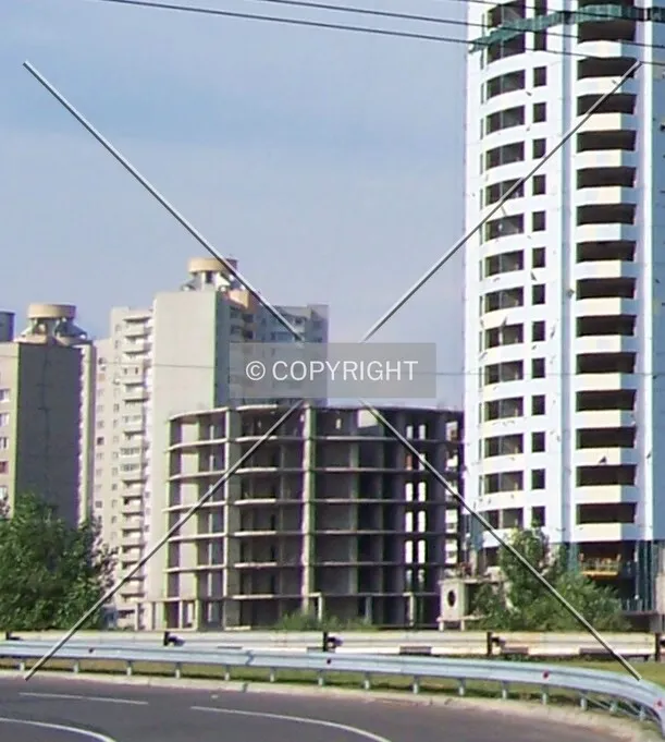 Southwest view from Henerala Vatutina Avenue.