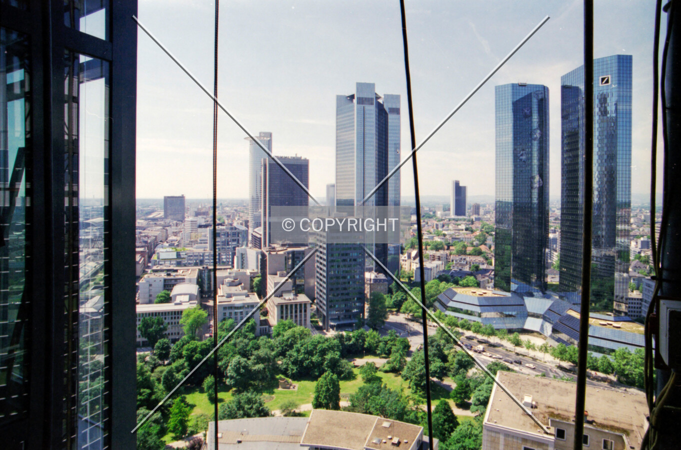 Photo 749-158-978