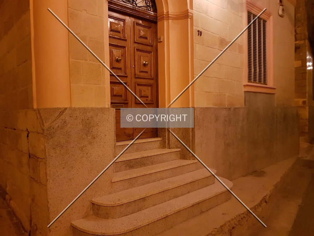 Photo 749-177-723
