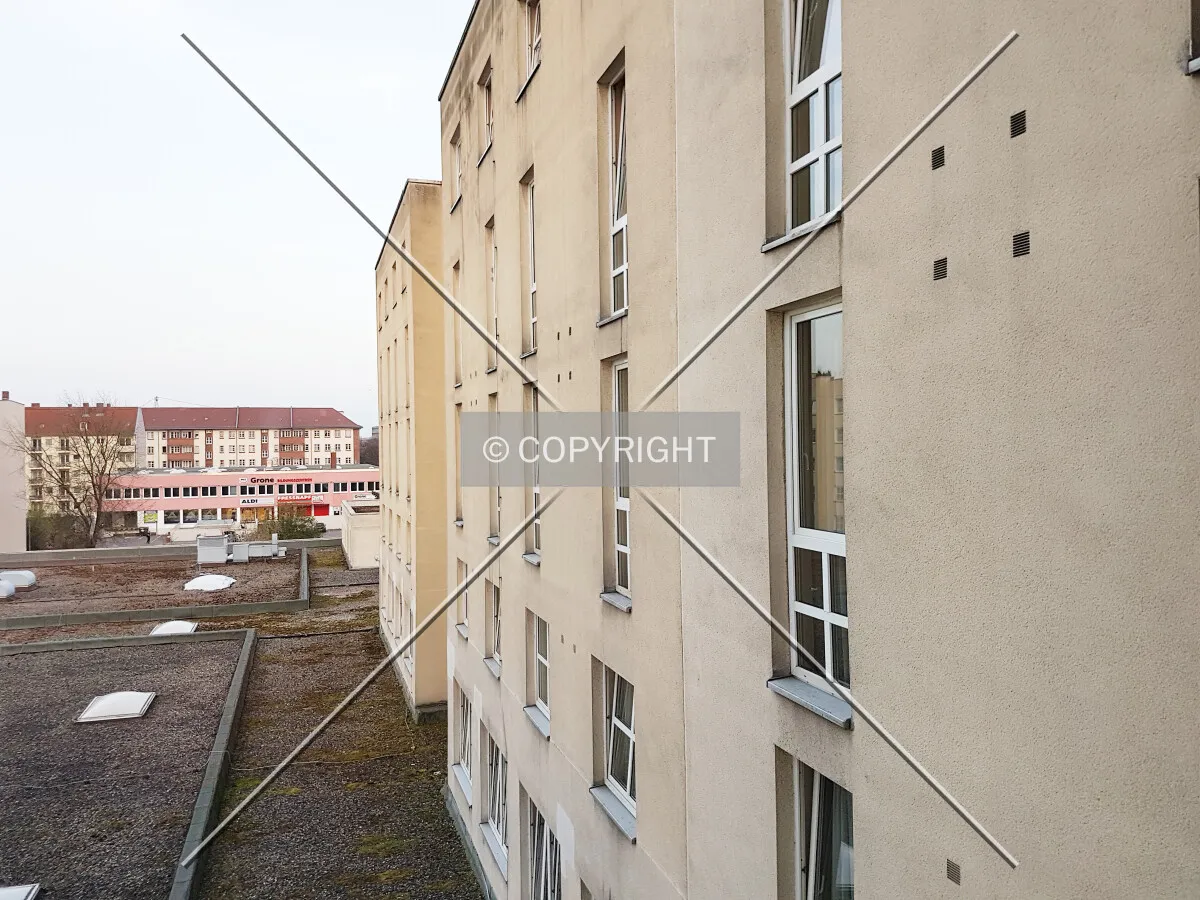 Photo 750-357-644