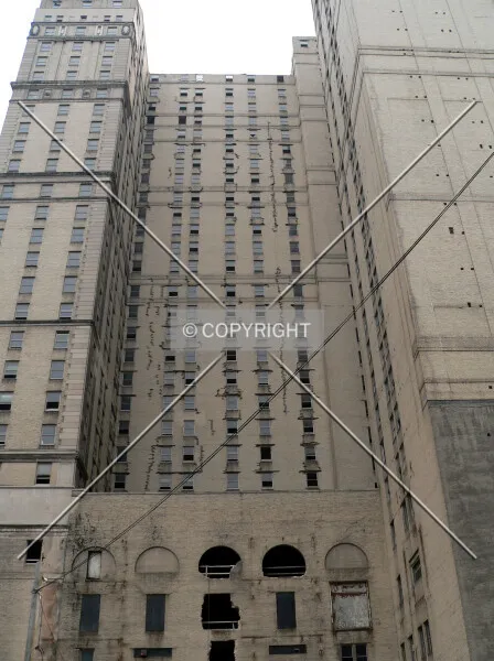 Photo 750-379-696