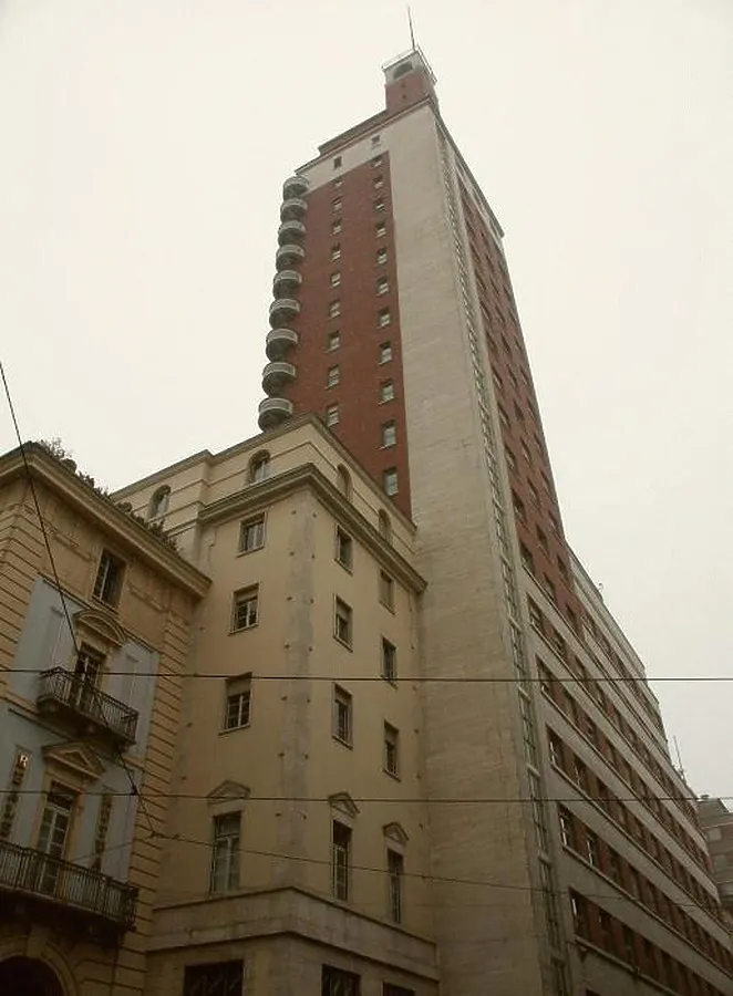 Near angle view on a cloudy and rainy day