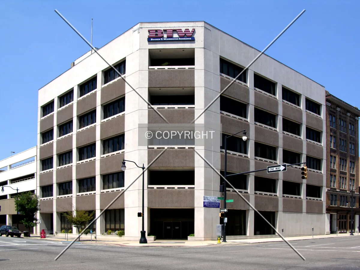 From 3rd Avenue North to the southeast